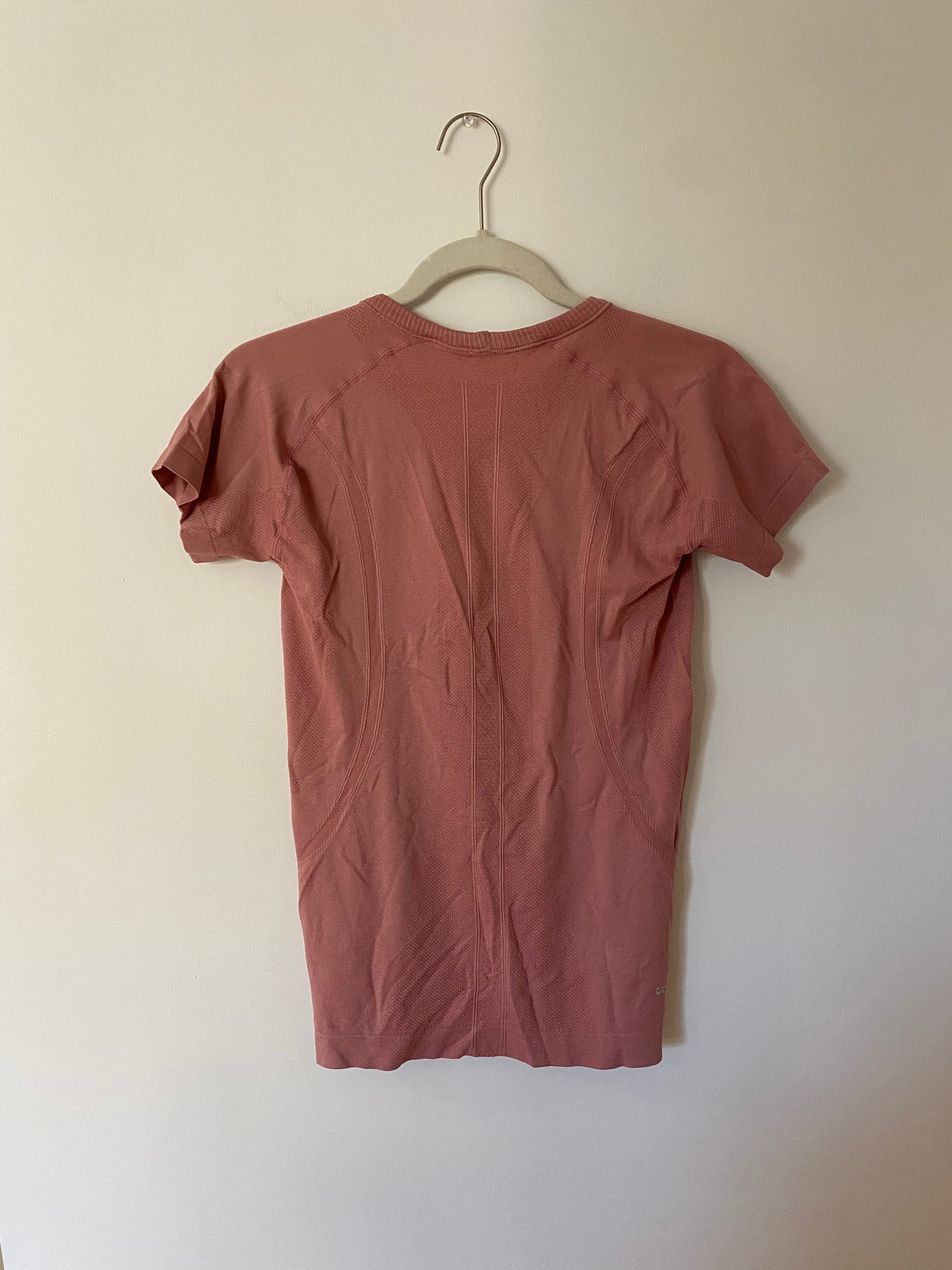 *DUPE* Lululemon Swiftly Tech Tee